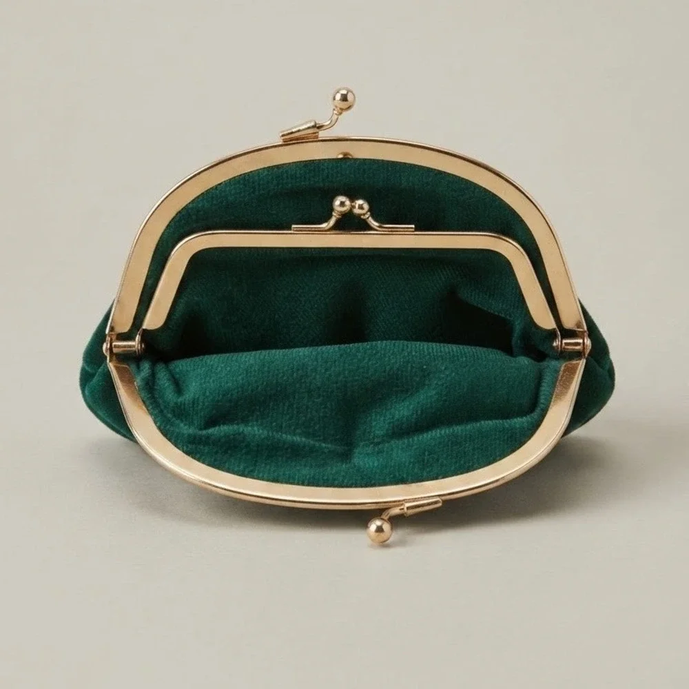 Vintage Teal Eel Skin Leather Coin Purse Gold Kiss Lock Frame Pouch Wallet